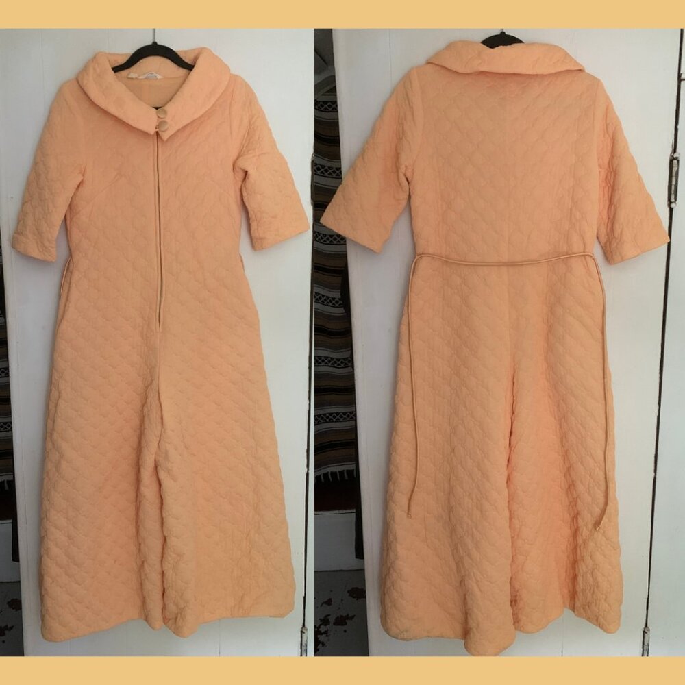 Vintage 60s mod wide leg quilted nightwear jumpsuit with pockets. XS/S